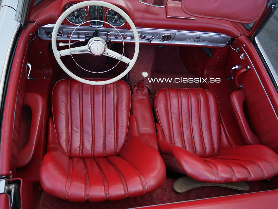 Image 17/26 of Mercedes-Benz 300 SL Roadster (1957)