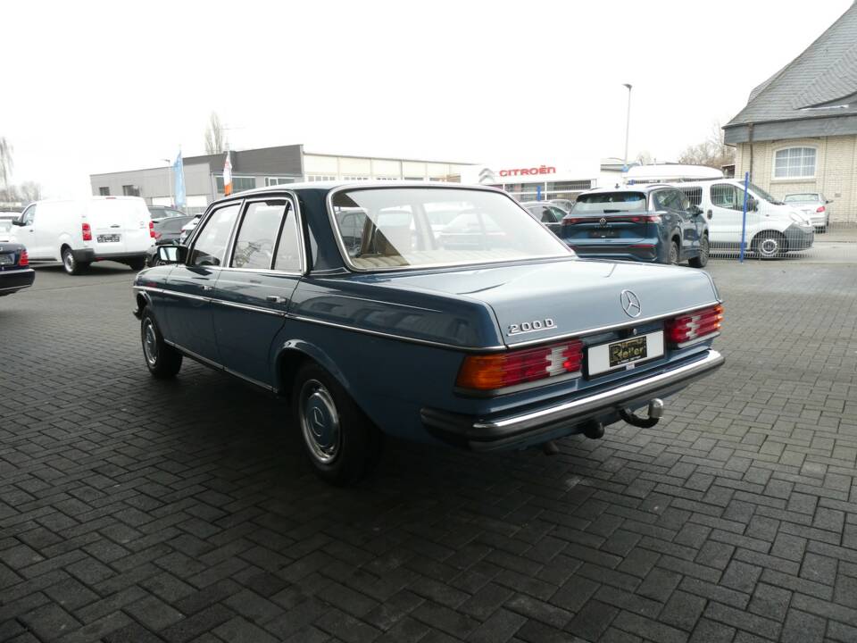 Bild 6/21 von Mercedes-Benz 200 D (1983)