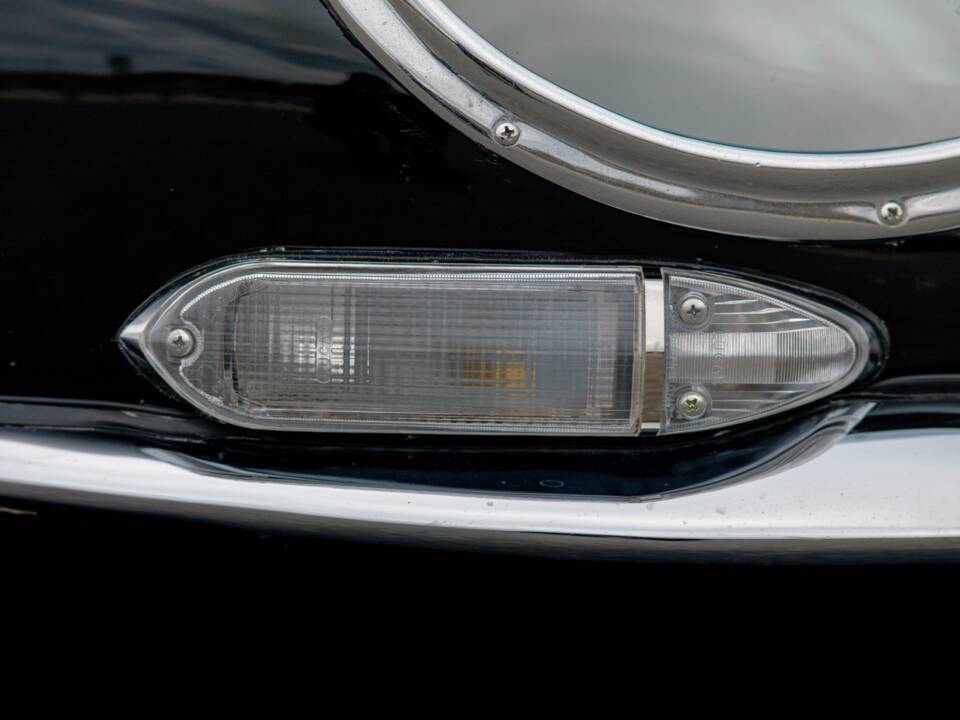 Immagine 12/38 di Jaguar E-Type 3.8 (1962)
