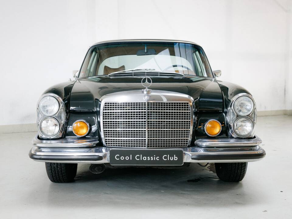 Image 2/32 of Mercedes-Benz 280 SE 3,5 (1971)