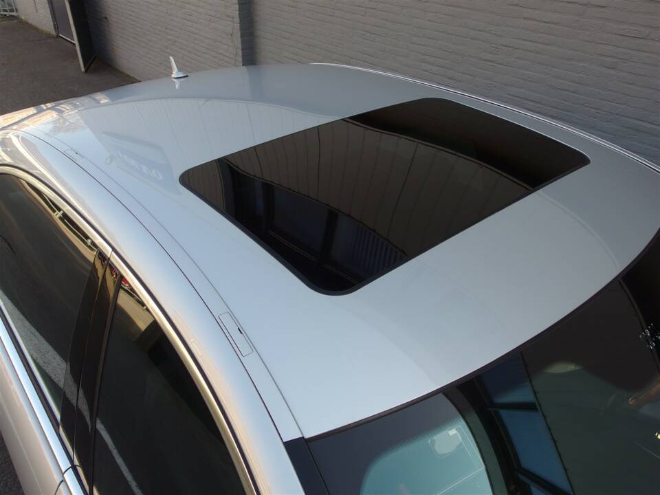 Image 13/98 of Mercedes-Benz S 500 L (2007)