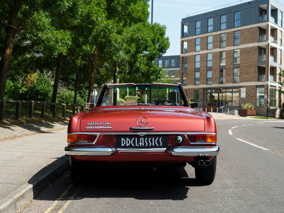 Image 6/33 of Mercedes-Benz 280 SL (1970)