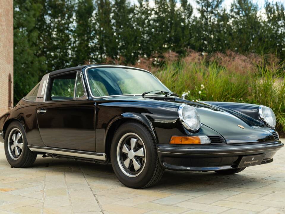 Image 11/50 of Porsche 911 2.4 S (1973)