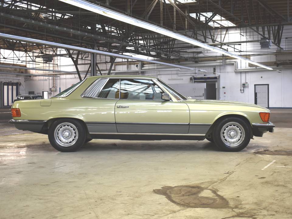 Image 4/67 de Mercedes-Benz 450 SLC 5,0 (1978)
