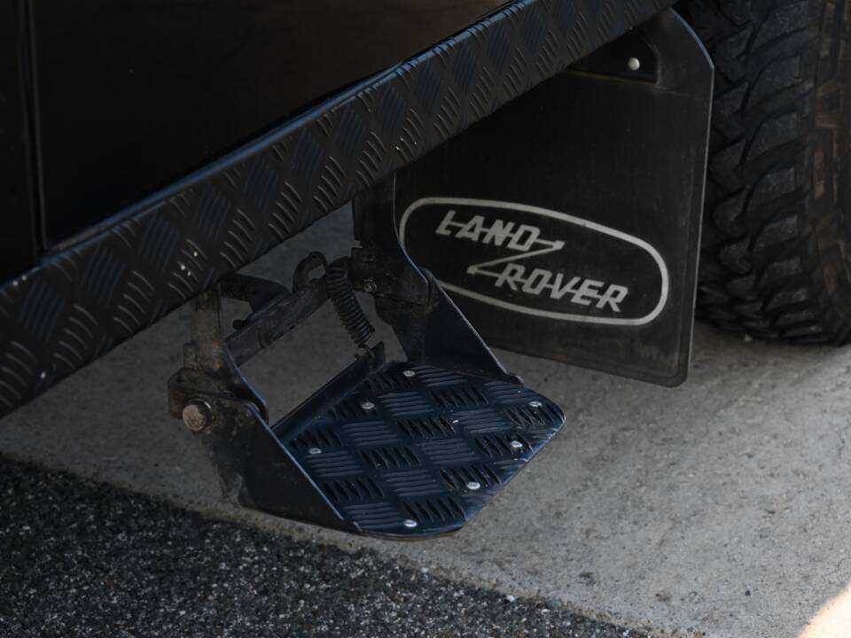 Image 42/70 of Land Rover Defender 90 TD4 (2007)