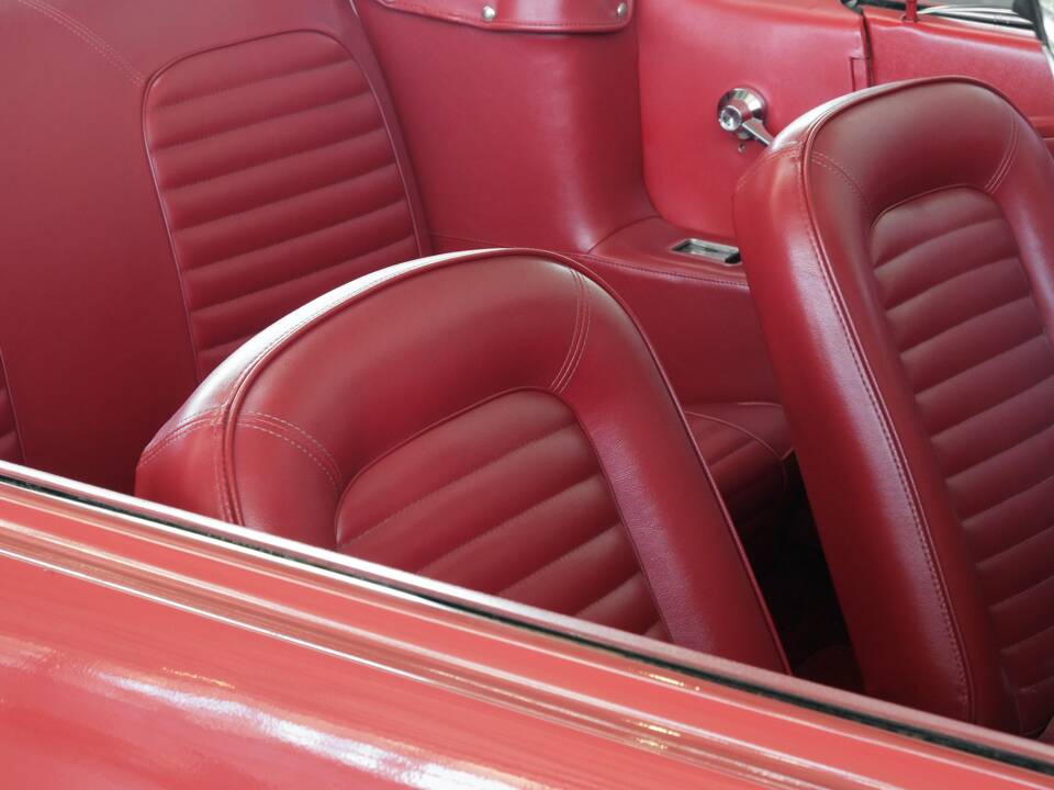 Image 37/50 of Ford Mustang 289 (1964)