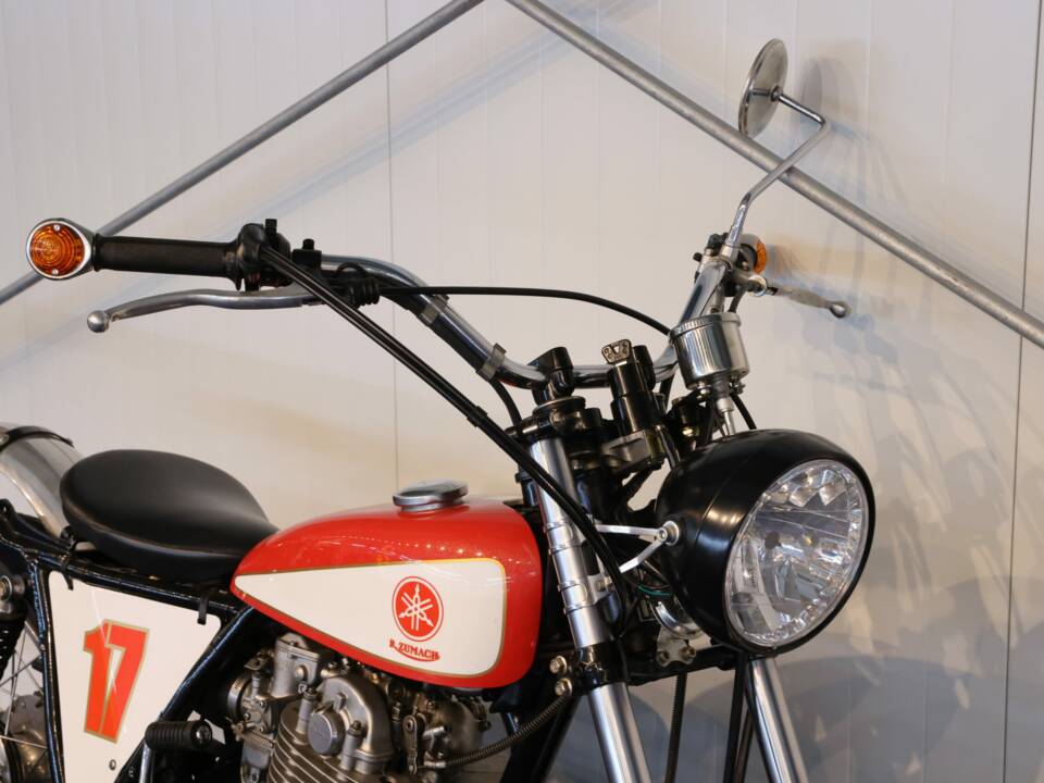 Image 13/30 of Yamaha SR500 (1981)