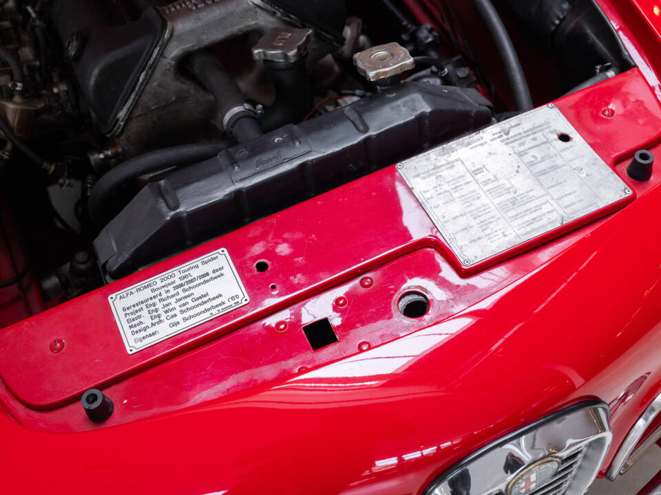 Immagine 31/40 di Alfa Romeo 2000 Spider (1961)