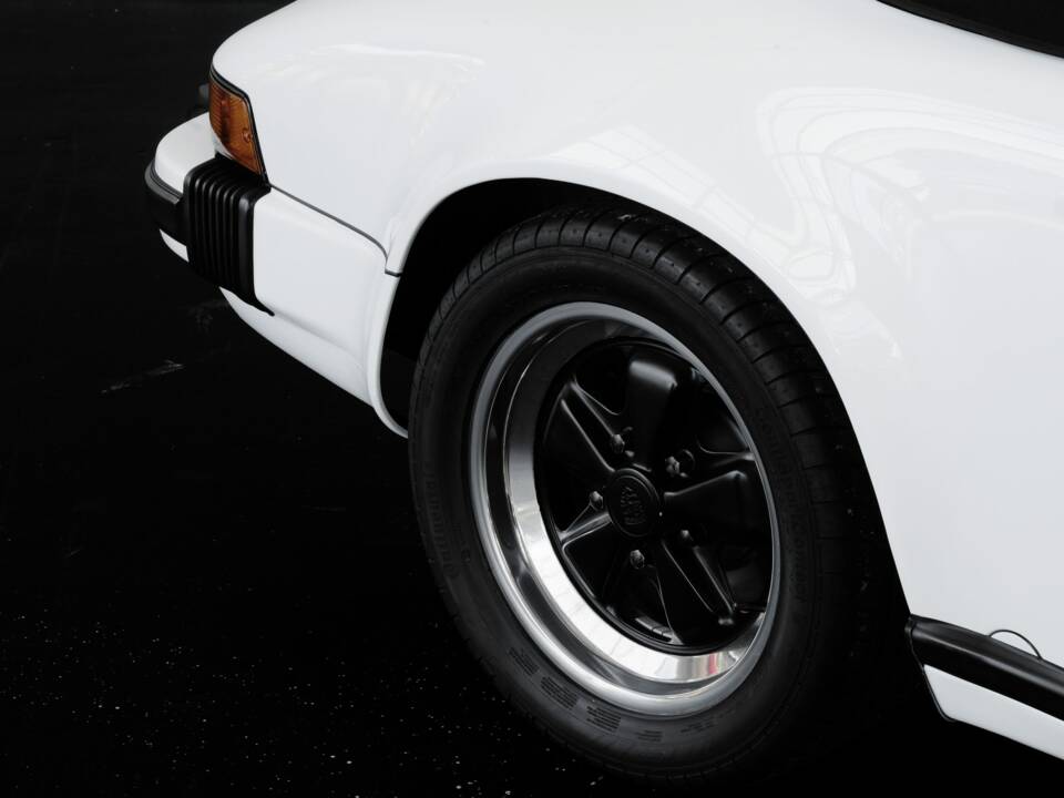 Image 46/46 de Porsche 911 Carrera 3.2 (1984)