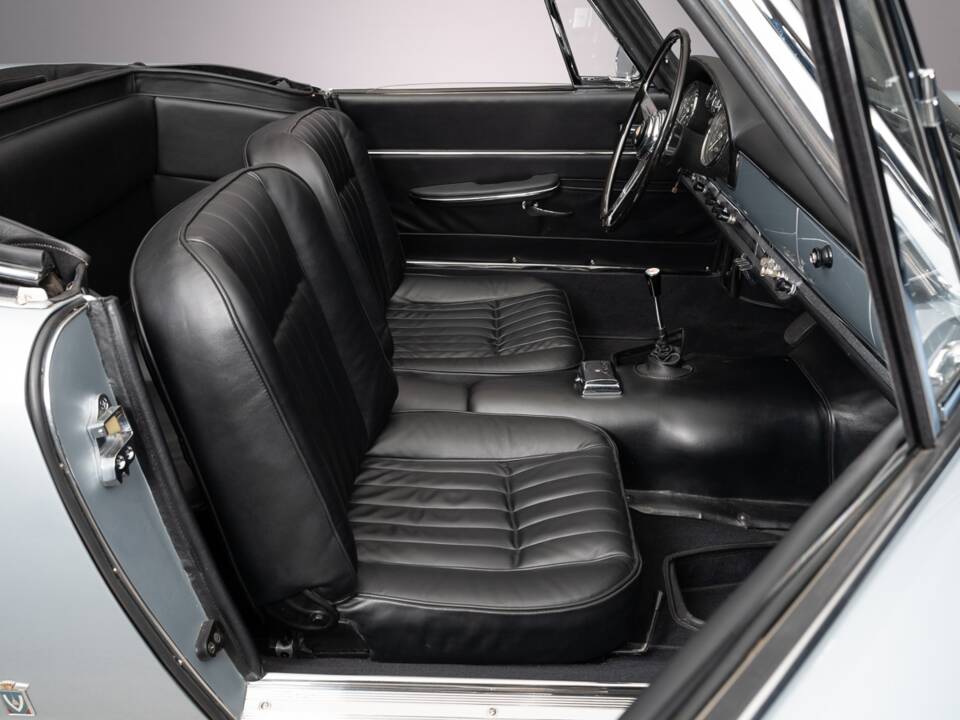 Bild 19/36 von Maserati 3500 GT Spyder Vignale (1962)