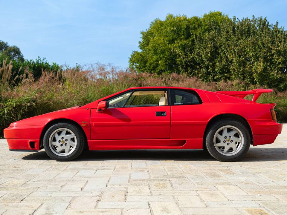 Image 7/50 of Lotus Esprit SE (1993)