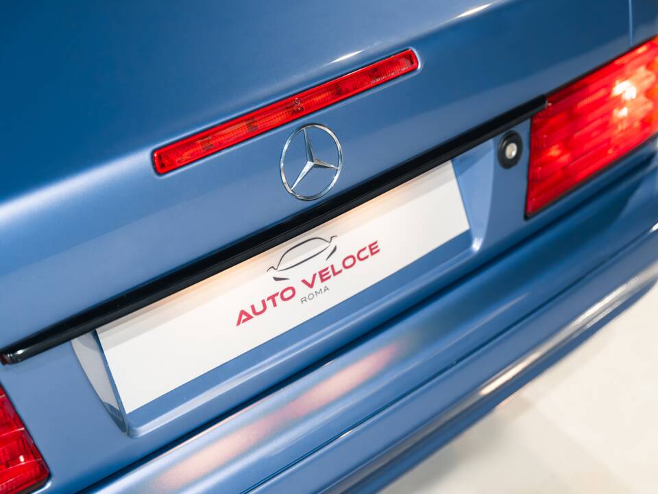 Image 10/35 of Mercedes-Benz SL 320 (1998)