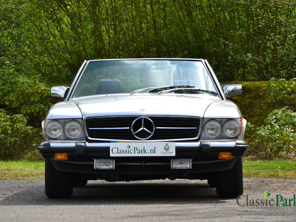 Image 19/50 of Mercedes-Benz 380 SL (1983)