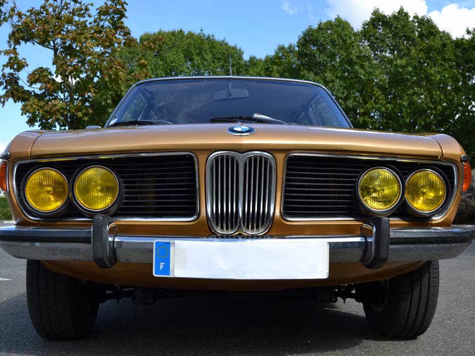 Image 7/14 de BMW 2500 (1972)
