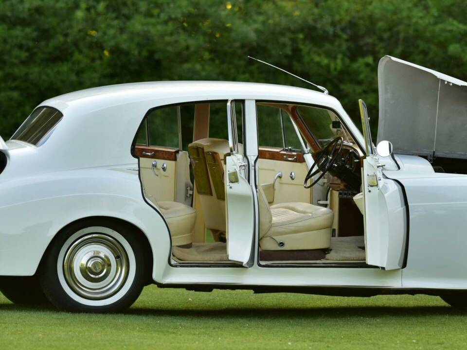 Bild 41/50 von Bentley S 2 (1961)