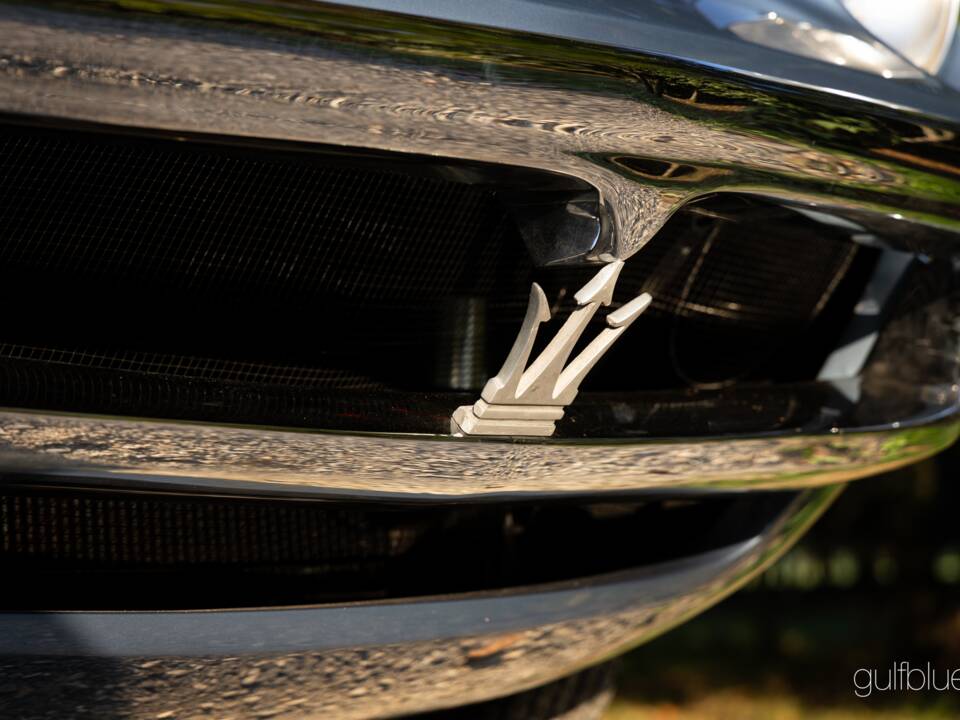 Bild 33/61 von Maserati Mistral 4000 (1968)