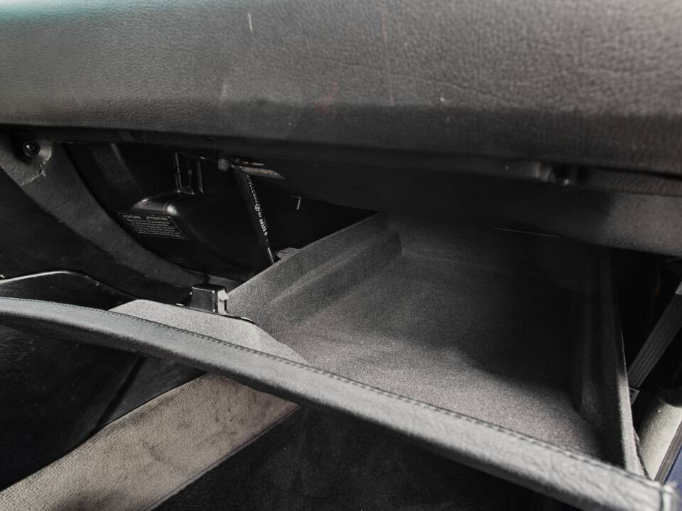 Immagine 73/74 di BMW M5 (1992)
