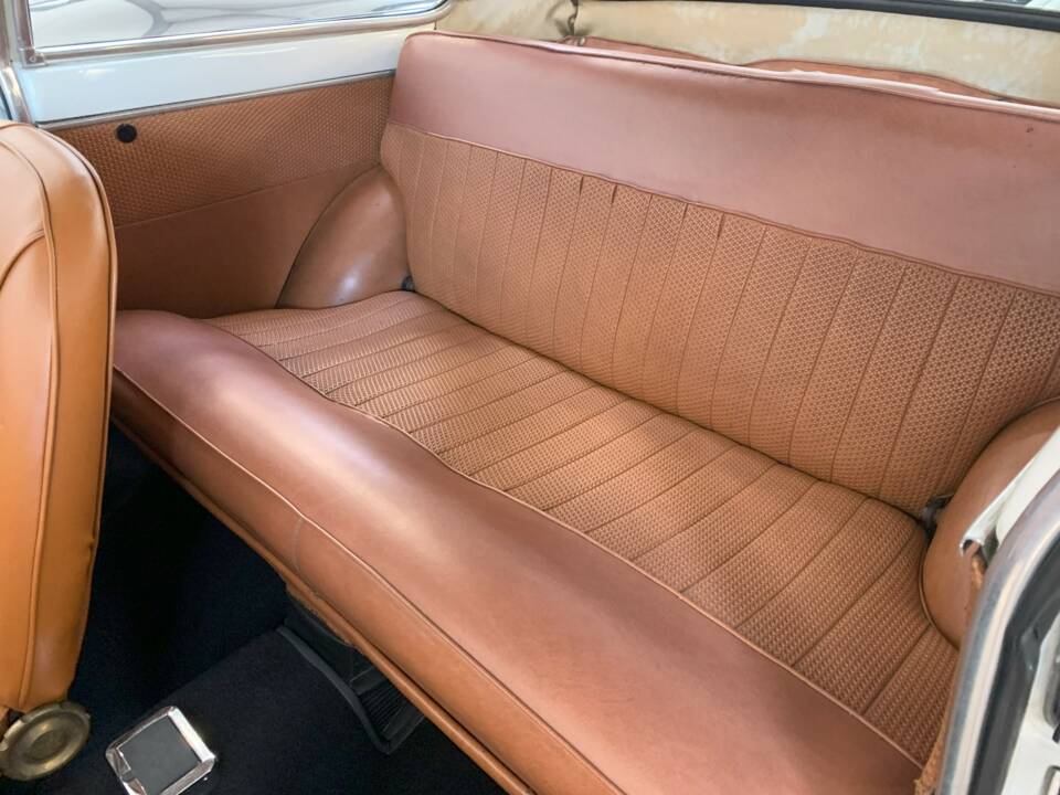 Imagen 6/13 de FIAT 850 Coupe (1965)