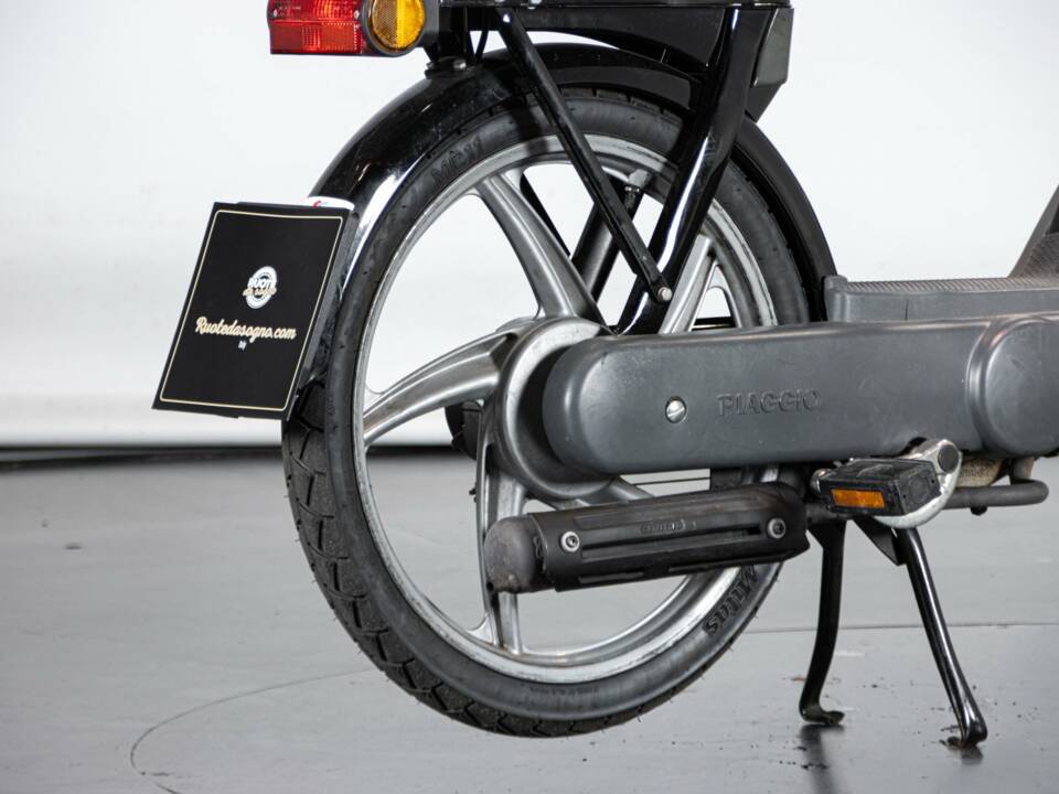 Bild 32/49 von Piaggio DUMMY (2002)