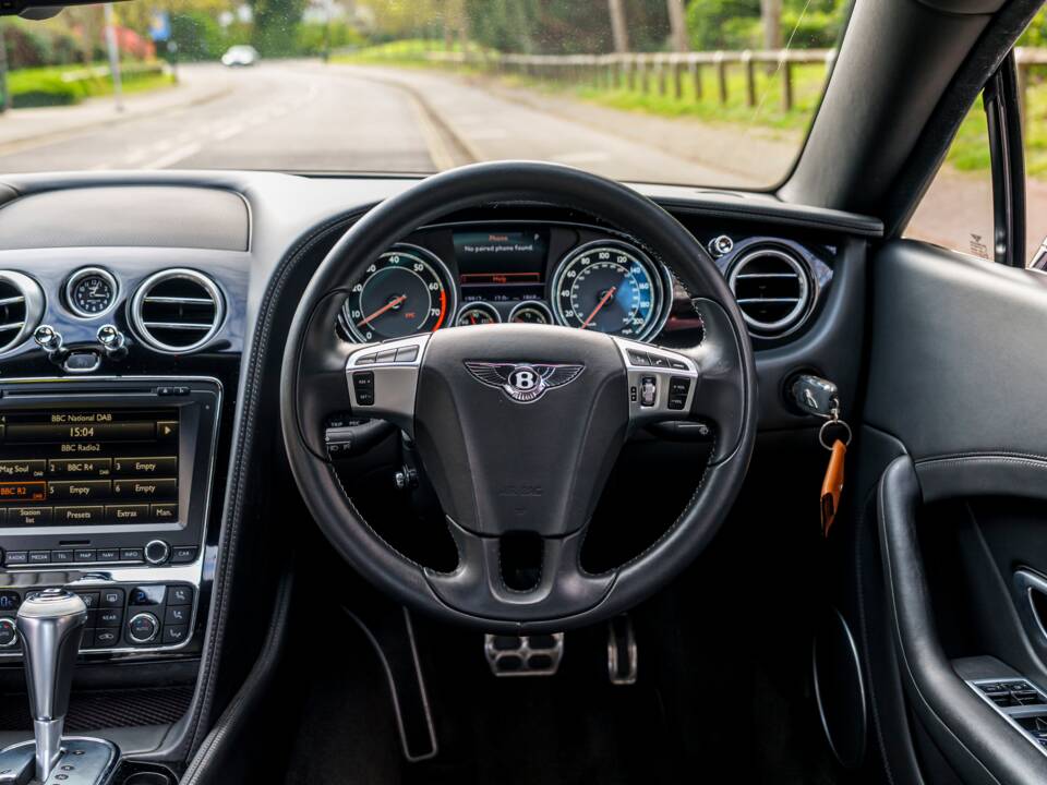 Image 13/27 of Bentley Continental GT V8 S (2014)