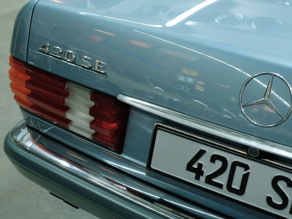 Bild 8/50 von Mercedes-Benz 420 SE (1988)