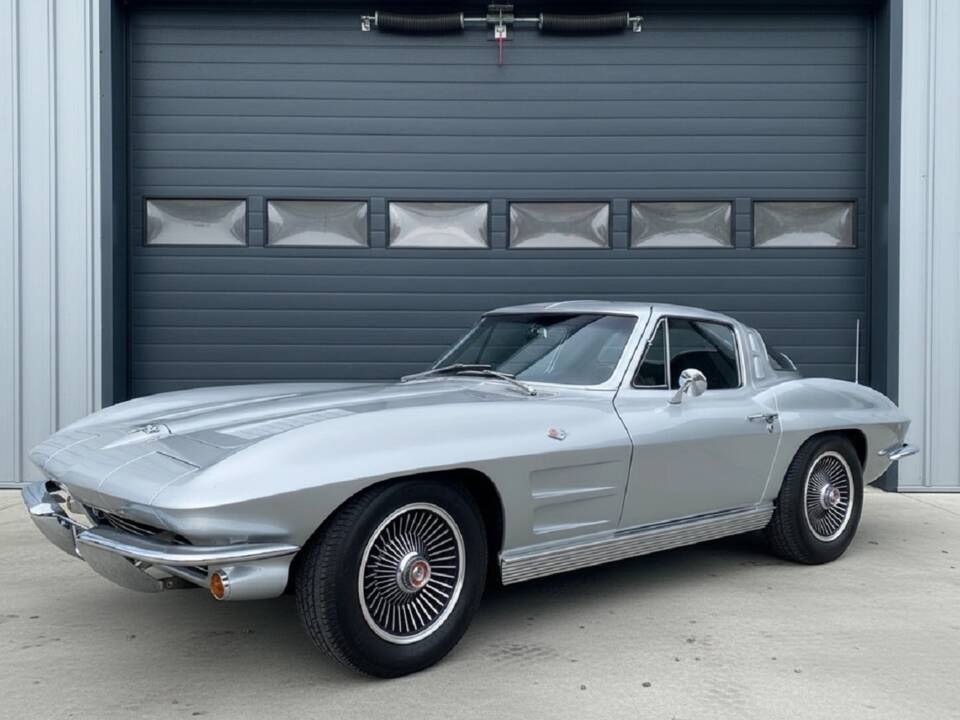 Bild 1/20 von Chevrolet Corvette Sting Ray (1963)