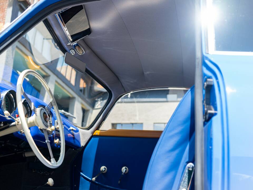 Immagine 25/53 di Porsche 356 1300 (1952)