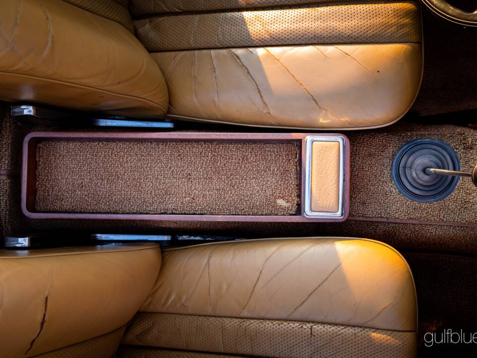 Image 54/79 de Mercedes-Benz 280 SL (1969)