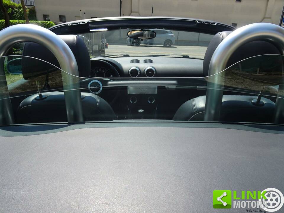 Bild 24/40 von Audi TT 1.8 T (2000)
