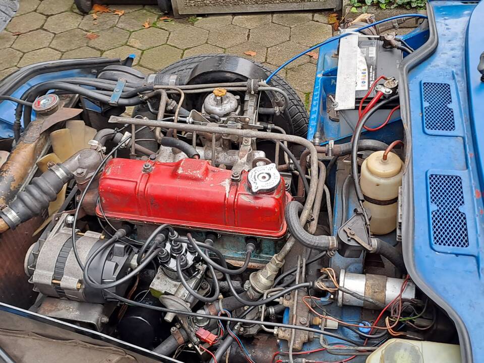 Image 8/8 of Triumph Spitfire 1500 (1976)