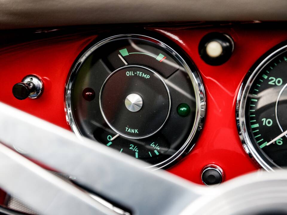 Image 31/40 de Porsche 356 B 1600 Super 90 (1961)