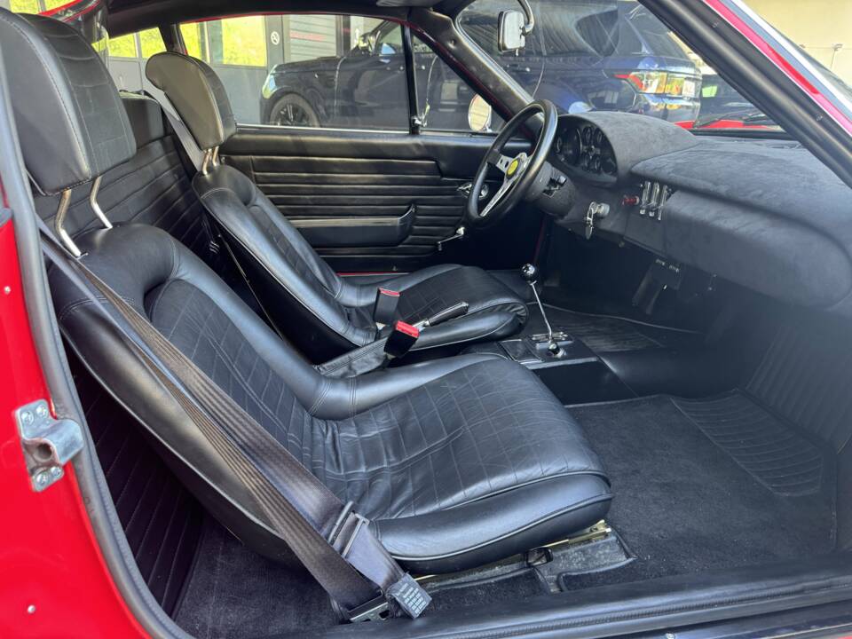 Image 18/35 of Ferrari Dino 246 GT (1968)