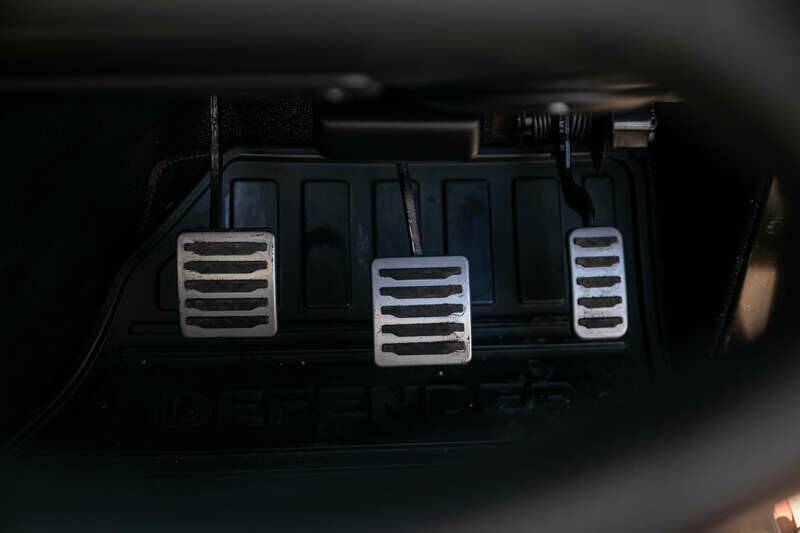 Bild 24/31 von Land Rover Defender 90 "40th Anniversary Overfinch" (2016)
