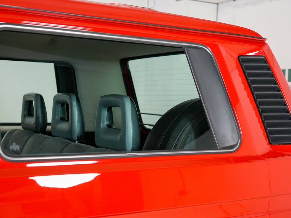 Afbeelding 38/50 van Volkswagen T3 Caravelle 1.6 TD Syncro (1991)