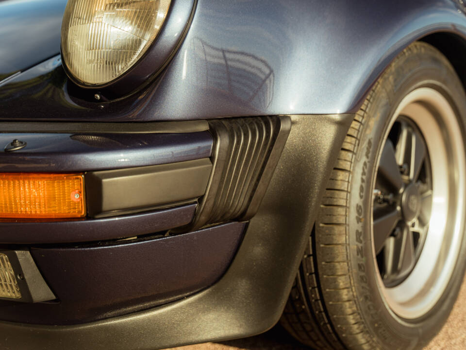 Imagen 19/65 de Porsche 911 Turbo 3.3 (1986)