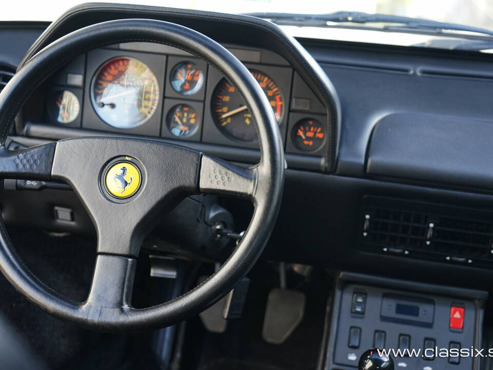 Immagine 19/23 di Ferrari Mondial T (1989)