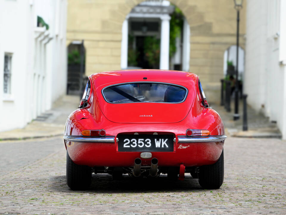 Image 9/19 of Jaguar E-Type &quot;Lightweight&quot; (1962)