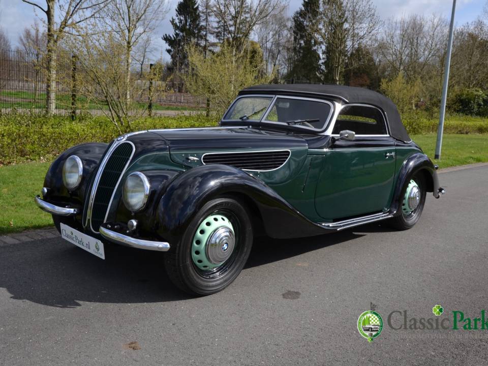 Afbeelding 11/37 van BMW 327 (1938)