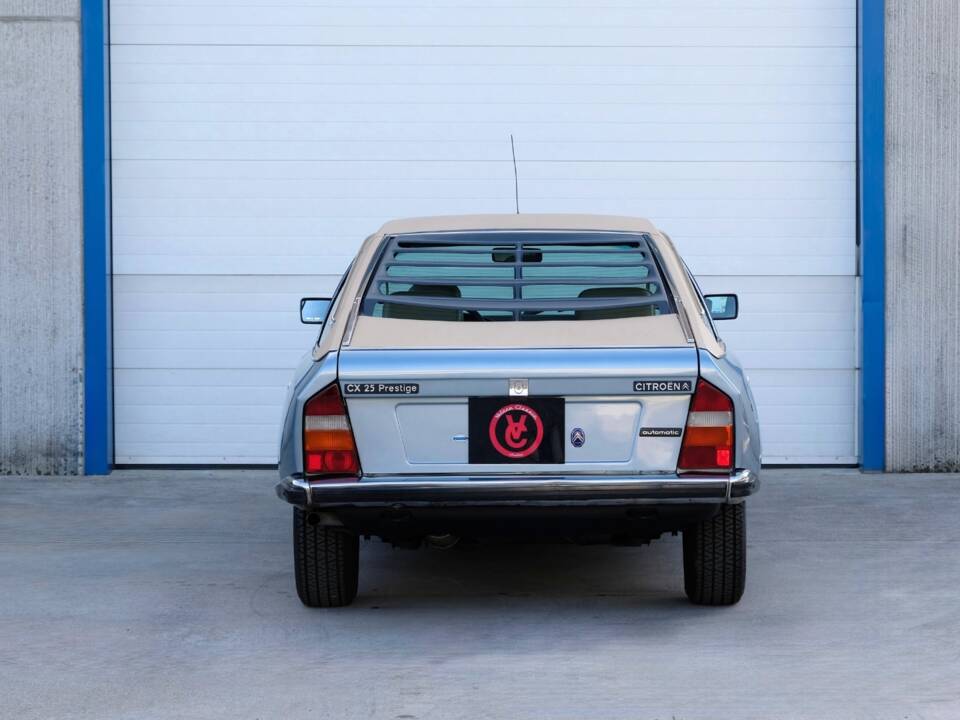 Image 6/69 of Citroën CX 25 Prestige (1984)