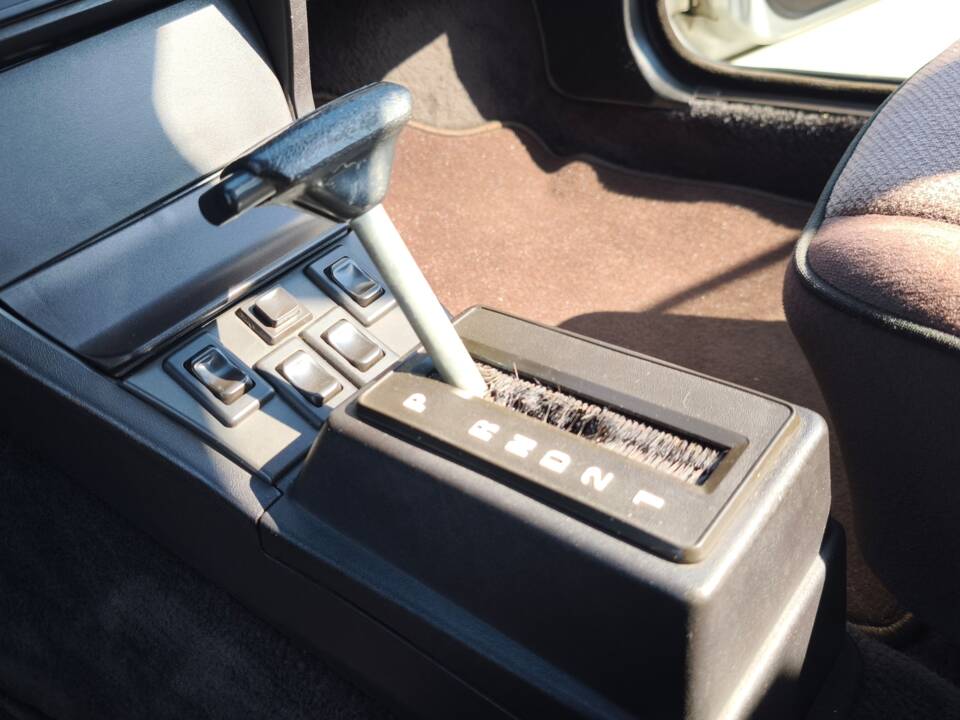 Image 89/94 de Audi 80 CD 5S (1982)