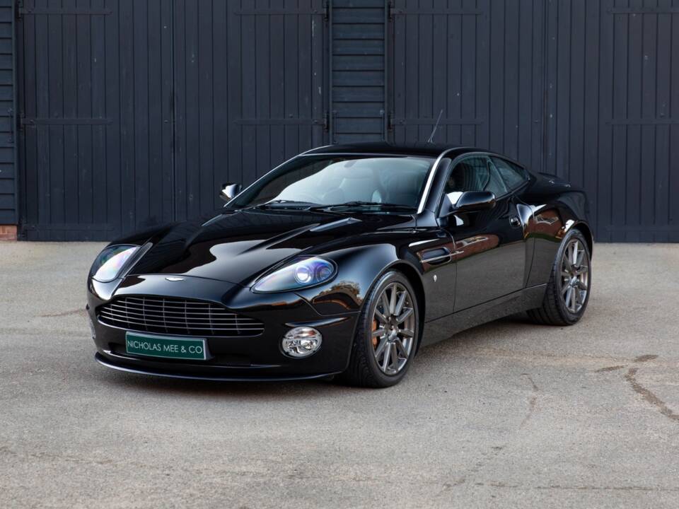 Image 31/75 of Aston Martin V12 Vanquish S (2007)