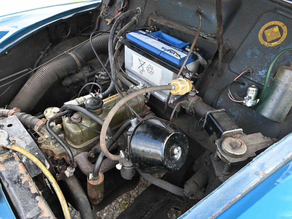 Image 50/50 of Morris Minor 1000 Traveller (1971)