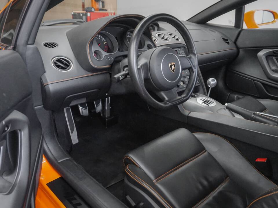Immagine 10/38 di Lamborghini Gallardo (2005)