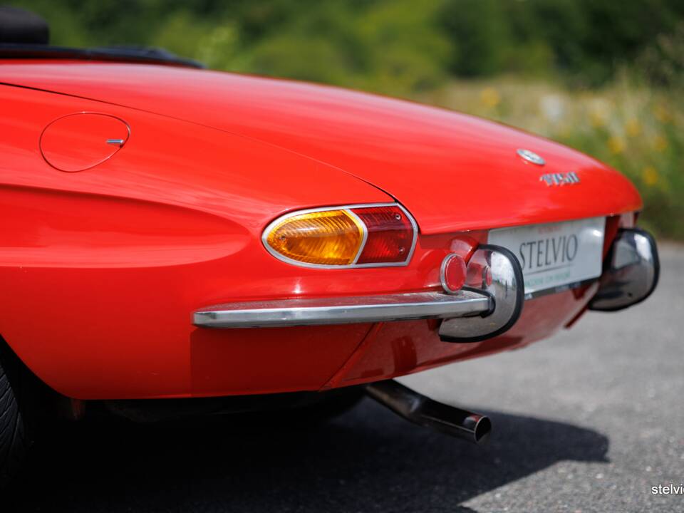 Image 23/44 of Alfa Romeo 1750 Spider Veloce (1969)
