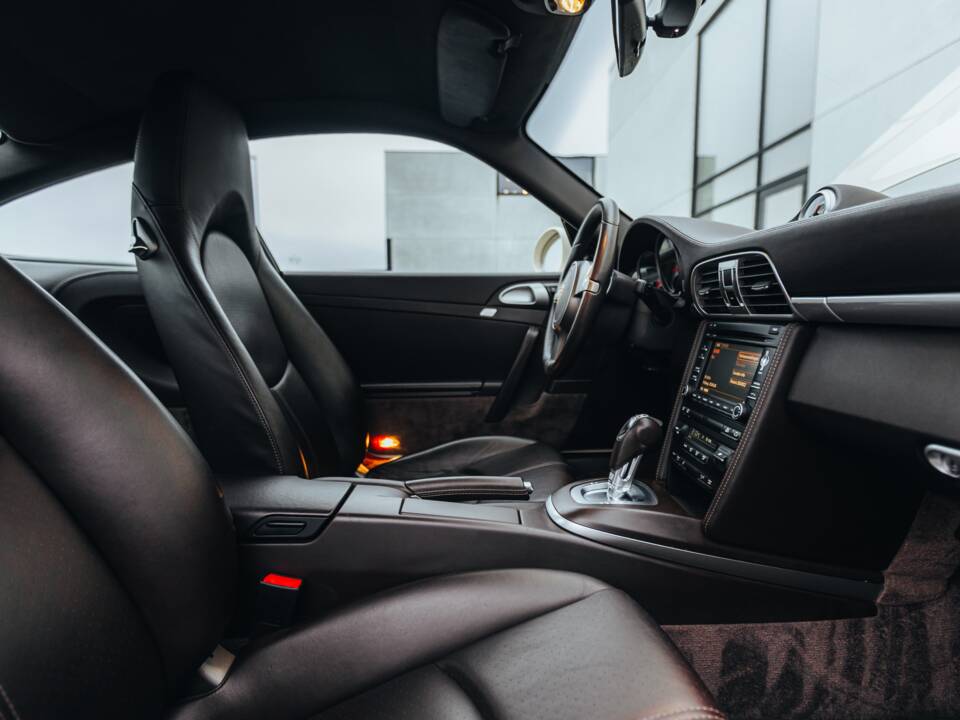 Afbeelding 50/53 van Porsche 911 Carrera S (2010)