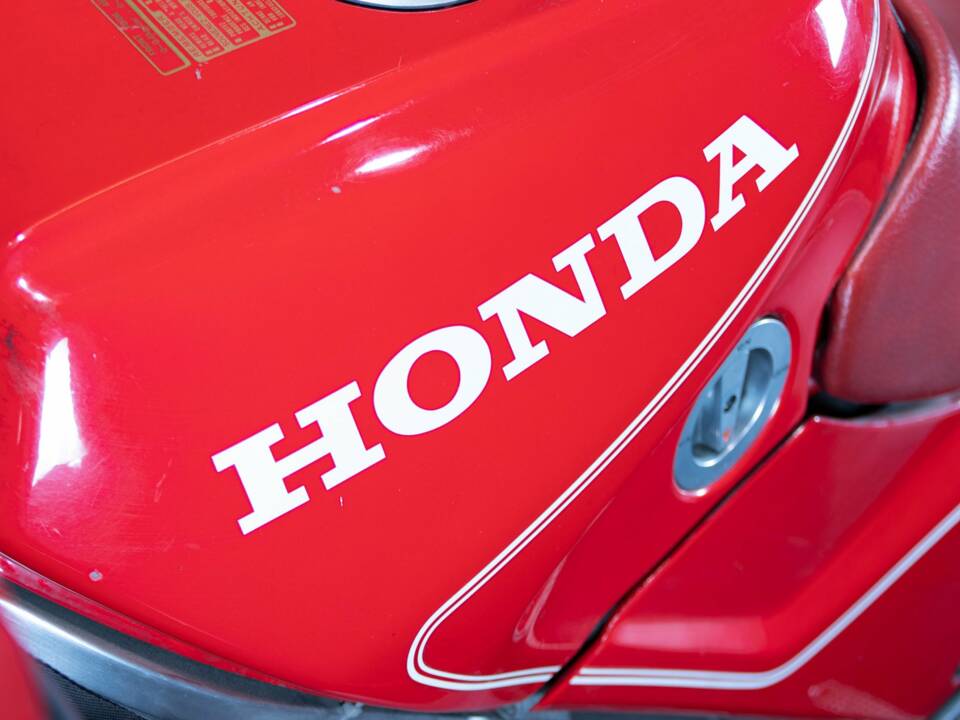 Image 39/50 of Honda DUMMY (1988)