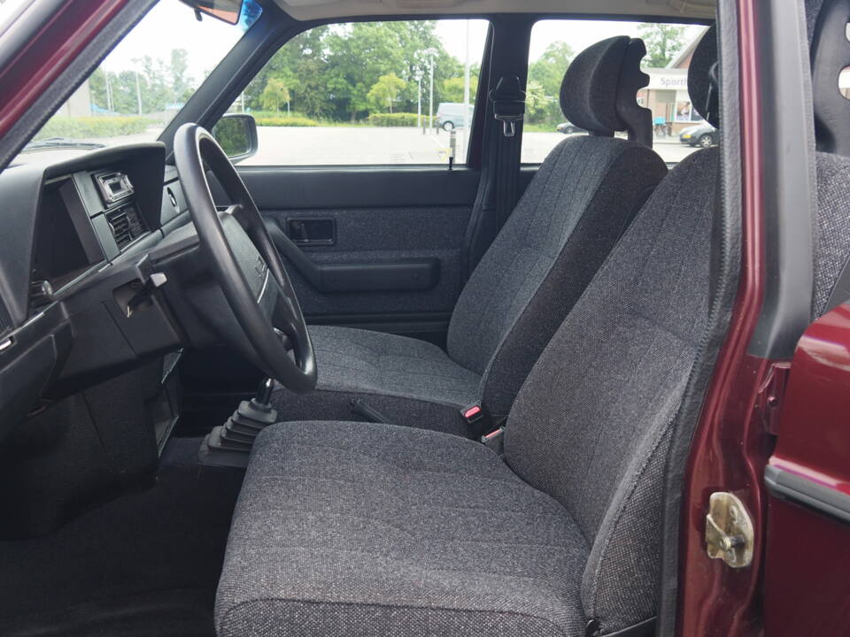 Image 6/6 of Volvo 240 Polar (1993)