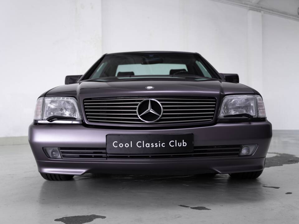 Image 2/37 of Mercedes-Benz SL 320 (1993)