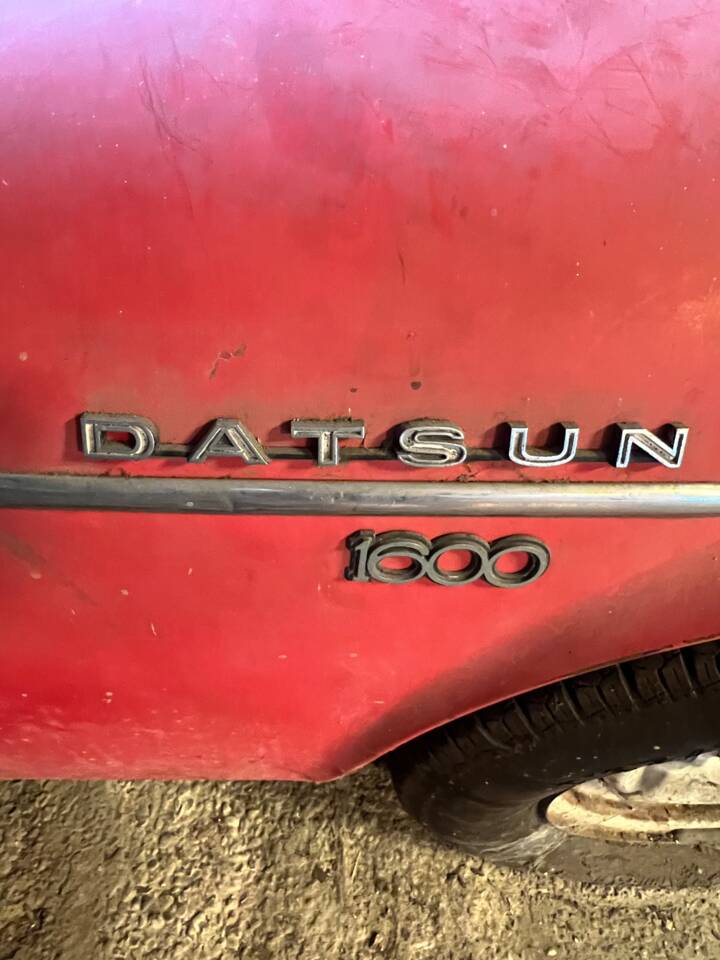 Image 11/12 of Datsun Fairlady 1600 (1967)