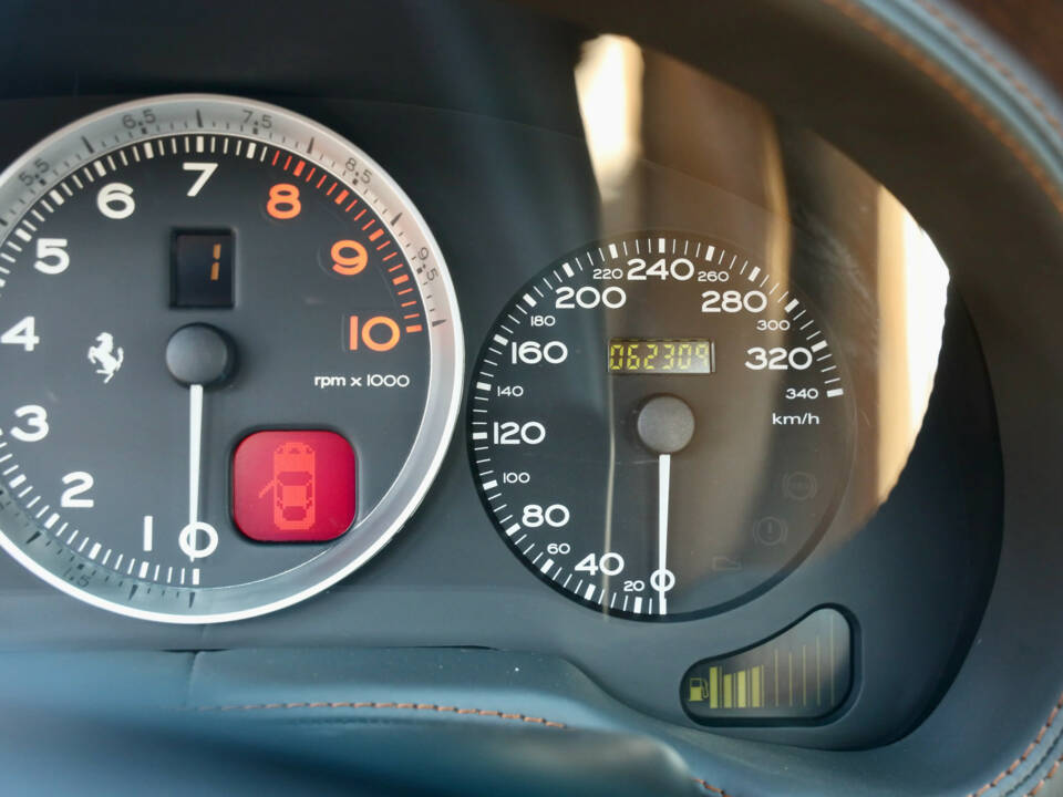 Image 7/50 of Ferrari 575M Maranello (2004)